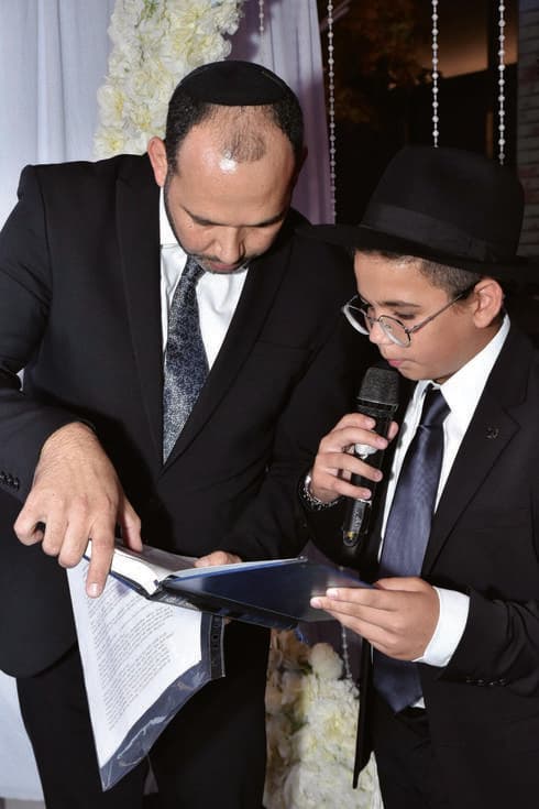 האבא שמעון טובול והבן נועם בניהו