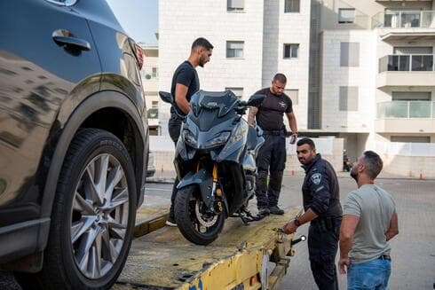 עיקול אופנועים