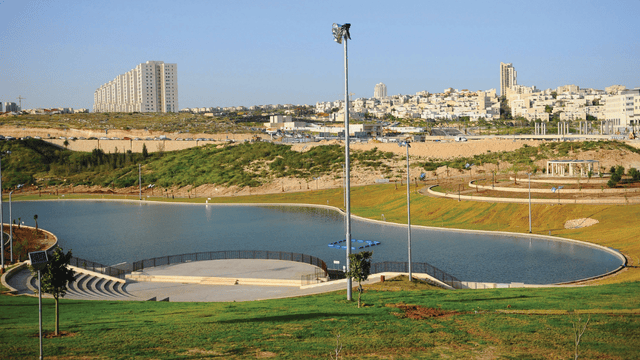 "אנשים מזלזלים בהוראות". פארק ענבה 