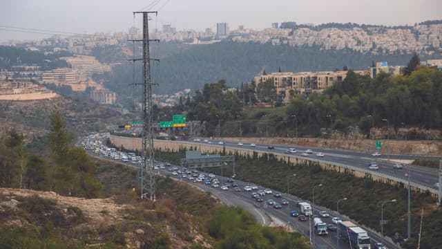 מחלף מוצא