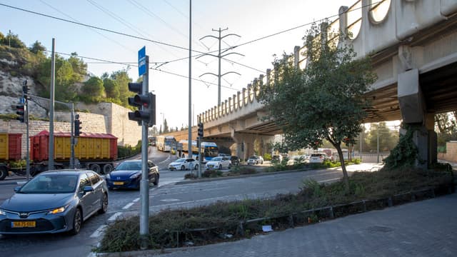 צומת הגבעה הצרפתית הישנה