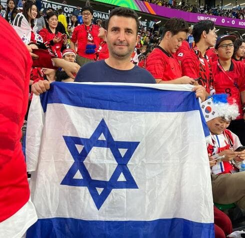 "אנשים באים ליהנות ולא לעסוק בפוליטיקה". בן שלוש והדגל 