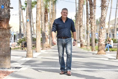 פרופסור יוסף. מגיע לבחירות עם תכנית מגובשת לשיפור מערכת החינוך העירונית (צילום: שרון צור) פרופסור רמי יוסף