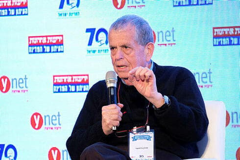 "אני מסתכל על התמונה הגדולה". פרופ' אהרן צ'חנובר 