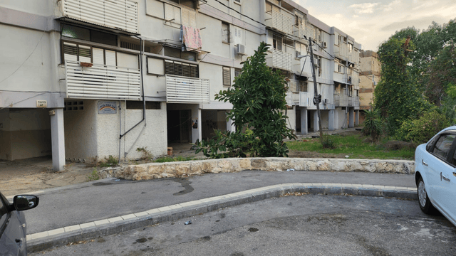 מתחם ההגנה יואב. התושבים רוצים להתחדש (צילום: פרטי) מתחם ההגנה יואב. מוזנח ומשווע להתחדשות