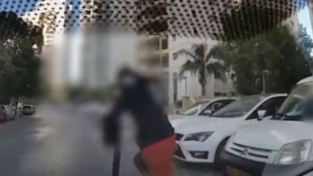גניבת הקורקינט בפתח תקוה