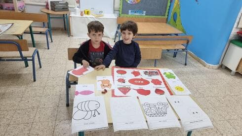 ילדי הגן לומדים אנגלית