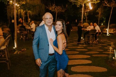 בחתונת הבן