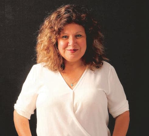 מירי בלומנפלד 