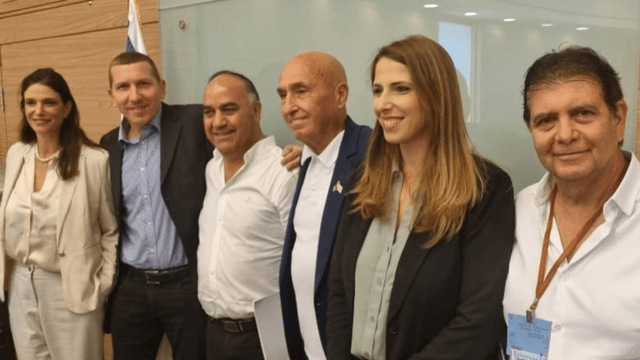 השותפים להצלחה