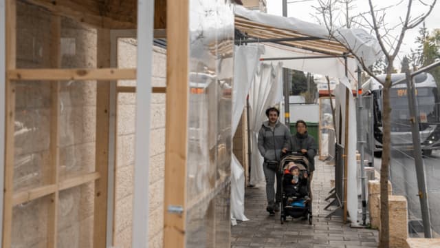 עבודות ההכנה לקראת מעבר משפחת נתניהו מקיסריה לרחוב