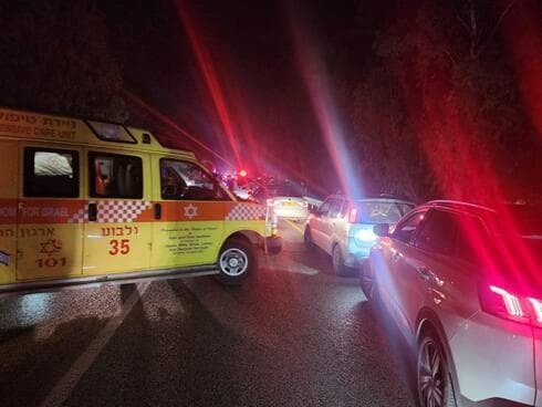 זירת התאונה ליד צומת יזרעאל (צילום: תיעוד מבצעי מד"א) זירת התאונה ליד צומת יזרעאל