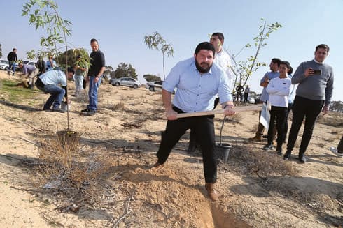 ח"כ אלמוג כהן