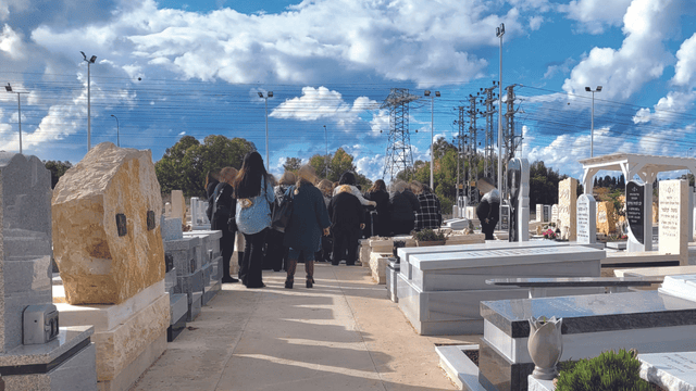 "חקירת התלונה נמשכת". בית העלמין החדש של נהריה (למצולמים אין קשר לכתבה)