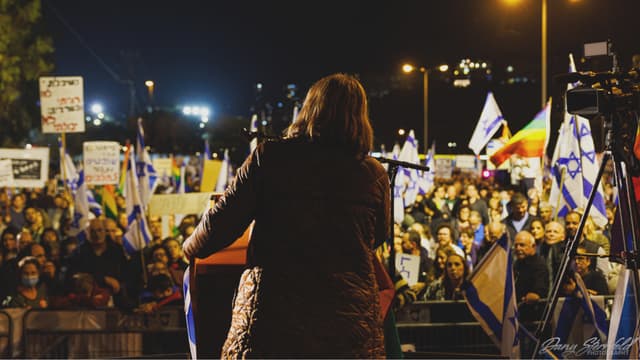 פרופ' זלצברגר בעצרת המחאה