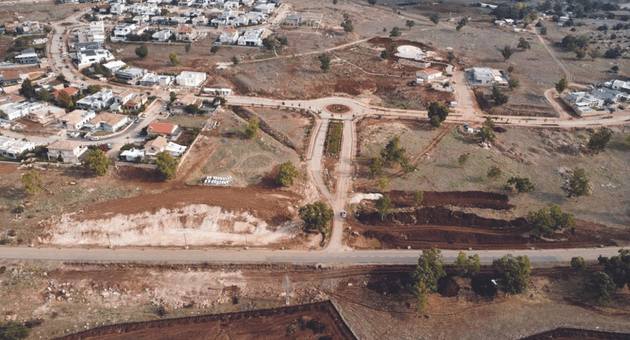 העבודות בכניסה לנורית