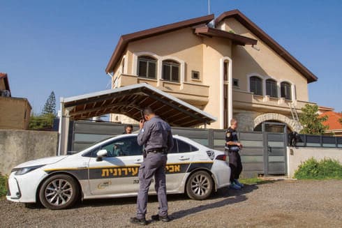 זירת הרצח בנס ציונה. המשפחה לא מוכרת לרווחה 