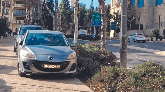 עמודי חסימה. "הגיעו לא מעט תלונות" 