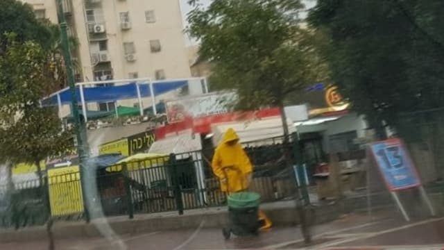 מנקה רחוב