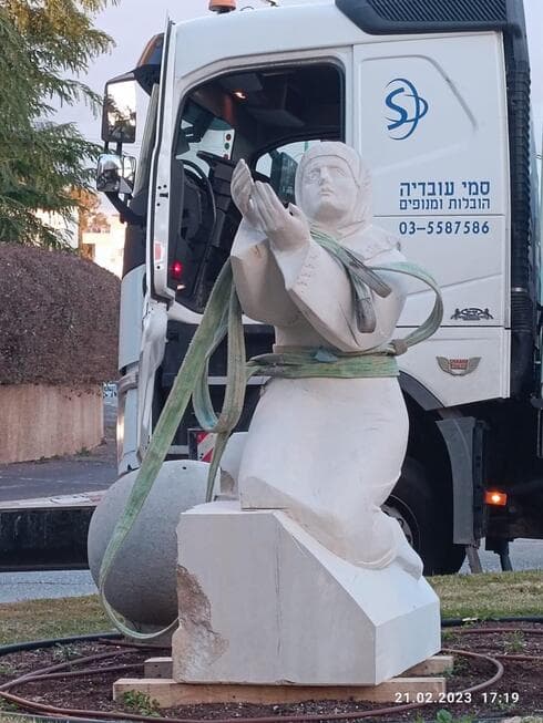 הפסל שבמחלוקת