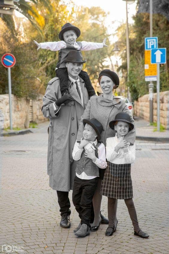תחפושת הפילים נואר (צילום: נעם פיינר) תחפושת הפילים נואר