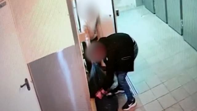 האחים גונבים מאחד מבתי המלון
