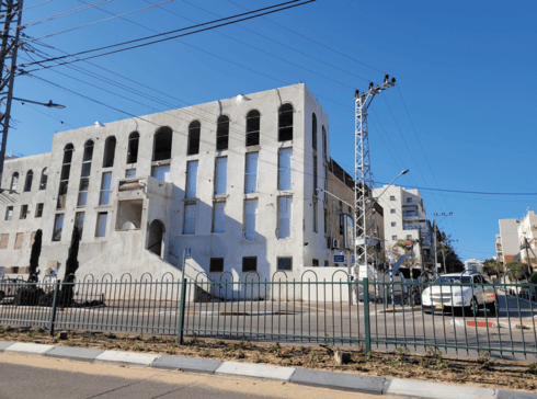 המבנה ברחוב קרעטשניף
