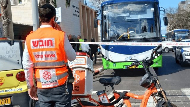 זירת התאונה ברחוב רמב"ם