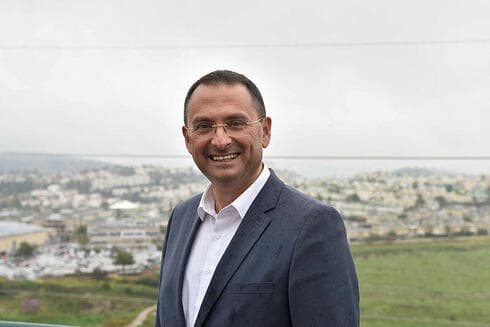 רומן פרס
