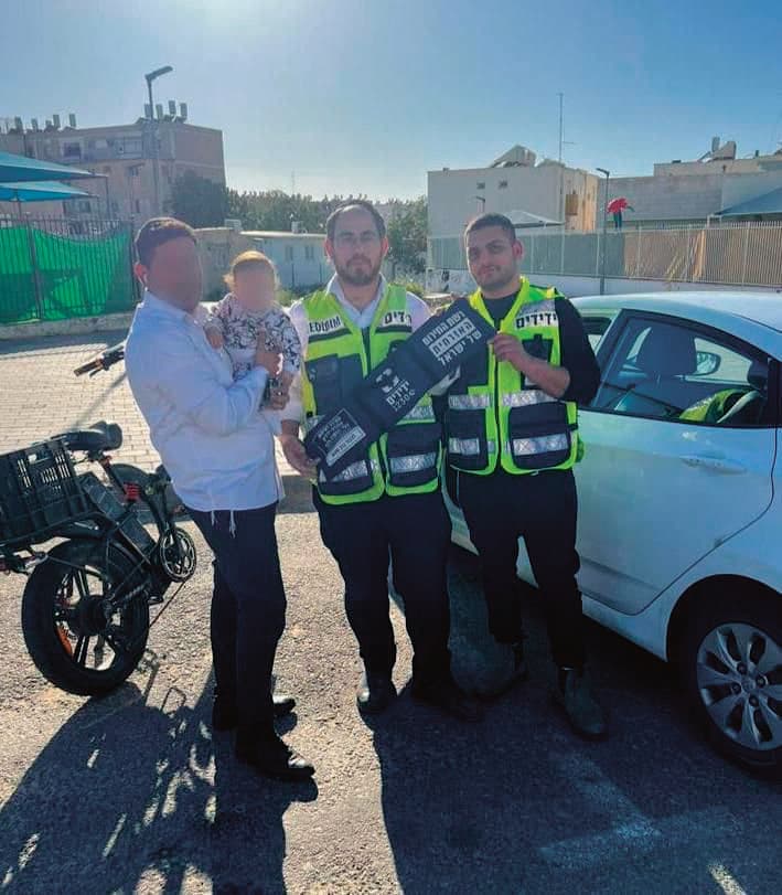 חילוץ תינוק מרכב