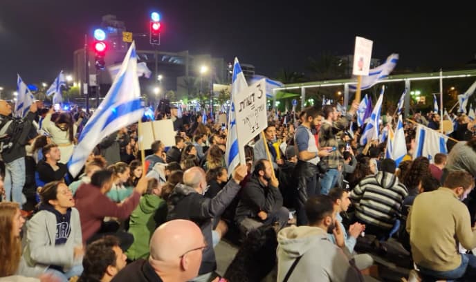 המחאה בבאר שבע הלילה