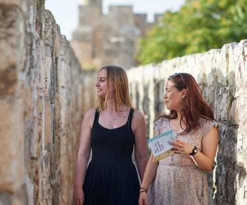 טיילת חומות העיר העתיקה בירושלים 