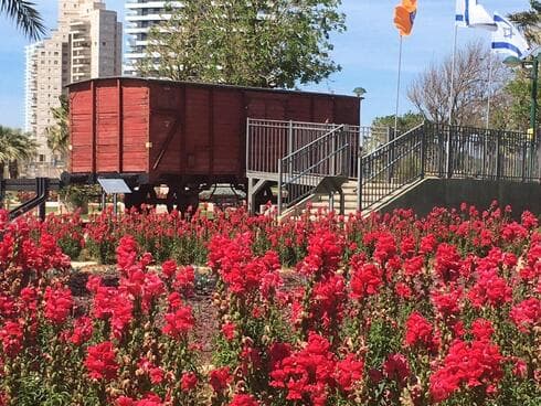 קרון מורשת השואה בנתניה קרון מורשת השואה בנתניה