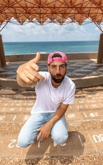 הראפר איזי