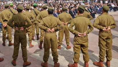 חיילים בטקס יום הזיכרון