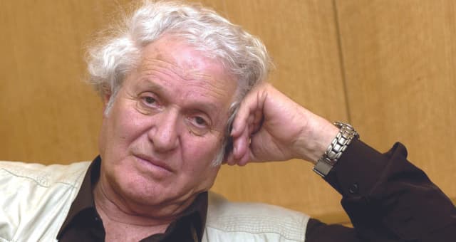 נתן יונתן ז"ל. שלף את השיר מהמגירה