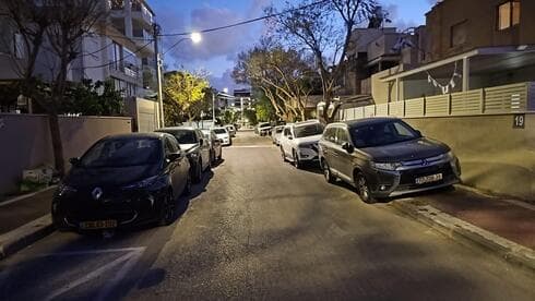 חנייה ברחוב הזית בקרית ביאליק