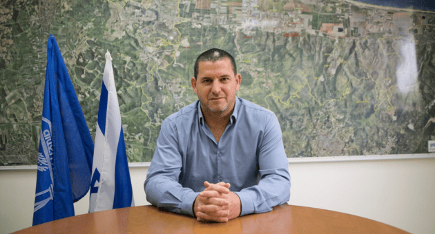 אסיף איזק