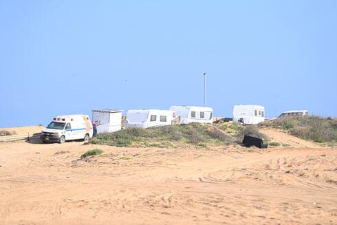 קרוואנים בחוף פולג
