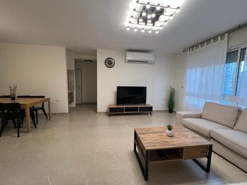 בית חם עבור נשים הרות במצוקה (צילום: אגודת אפרת) בית חם עבור נשים הרות במצוקה