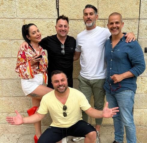 הסלבס מתייצבים