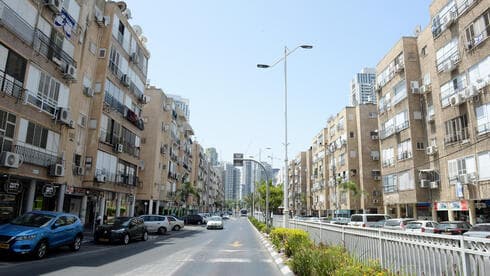 רחוב בלפור בבת ים. מחכים להתחדשות