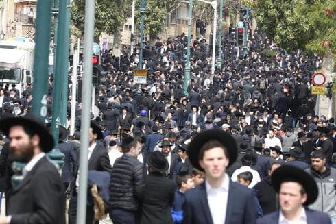 הלוויית הרב קנייבסקי