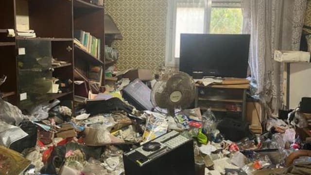 תושב קרית שמואל חי בהזנחה וזוהמה 