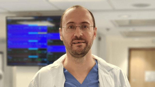 ד"ר יעקב דסקל. במקרה של הכשה יש להשתדל להיות במנוחה עד להגעת הפינוי הרפואי (צילום: דוברות בית החולים הלל יפה) ד"ר יעקב דסקל. במקרה של הכשה יש להשתדל להיות במנוחה עד להגעת הפינוי הרפואי