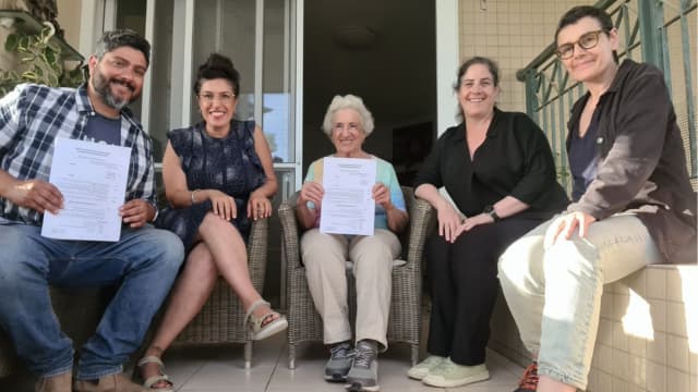 השכנים ברחוב רופין 46