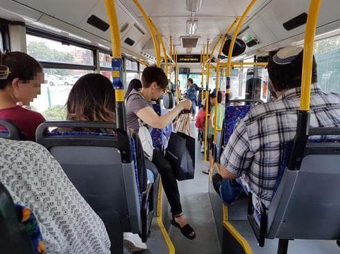 אוטובוס בפתח תקוה