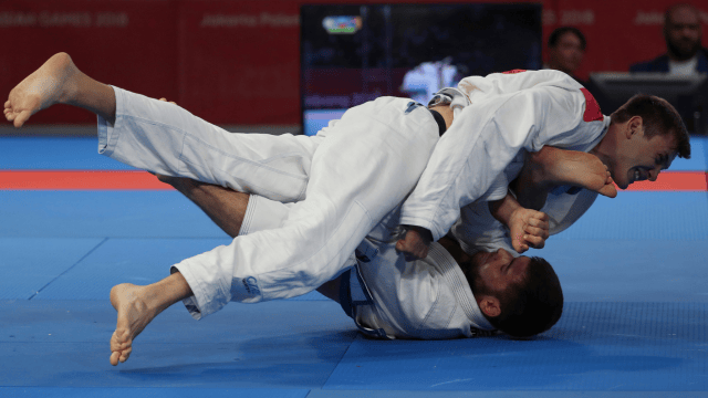 קרב במסגרת תחרות ג'יו ג'יסטו. ספורטאים מובילים מהעולם יגיעו לבאר-שבע