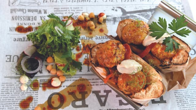 לחם, דגים ושעשועים. 'ראני'