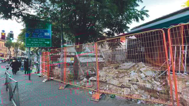 הקיר שקרס ברחוב שטראוס